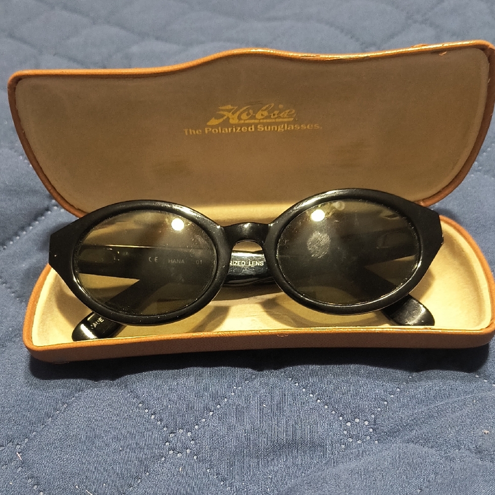 Hobie Hana Black Polarized Sunglasses